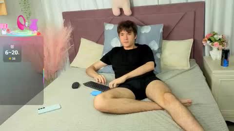 Snapshot of ethansinful chatting on October 5, 2025, 9:13 pm Ethan online show from October 5, 2025, 9:13 pm