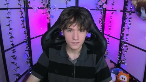 Snapshot of ethansinful chatting on November 8, 2025, 11:43 am Ethan online show from November 8, 2025, 11:43 am