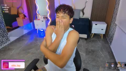 ette online show from October 8, 2025, 4:32 am