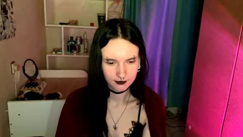 Kate online show from May 9, 2026, 5:45 am