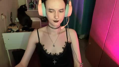 Kate online show from May 16, 2026, 10:47 am