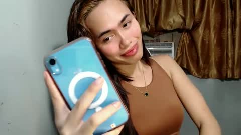 Snapshot of euniceariella21 chatting on January 23, 2025, 11:58 am YELLA online show from January 23, 2025, 11:58 am
