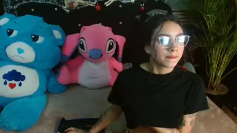 eva_06 online show from December 21, 2025, 11:45 pm