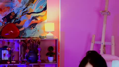 Eva online show from February 6, 2025, 12:16 pm