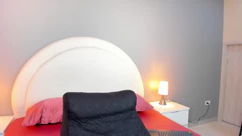 Snapshot of eva_bigboobs_ chatting on October 8, 2025, 11:30 am EVA online show from October 8, 2025, 11:30 am