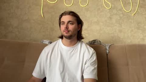 Eva Calvin online show from March 26, 2026, 4:51 am