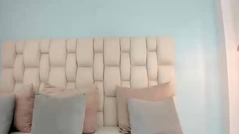 Eva  online show from March 21, 2026, 4:39 am