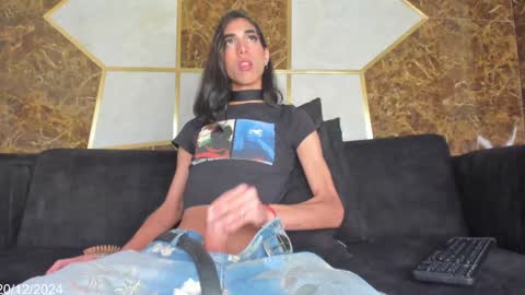 EVA COLUCCY online show from December 21, 2024, 12:20 am