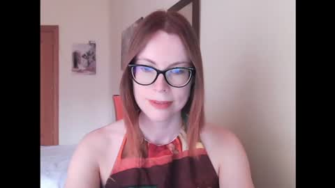 Snapshot of eva_cutesmile chatting on June 17, 2026, 6:42 pm Eva online show from June 17, 2026, 6:42 pm