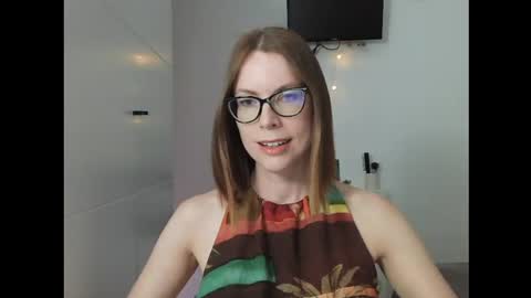 Snapshot of eva_cutesmile chatting on July 28, 2026, 7:39 pm Eva online show from July 28, 2026, 7:39 pm