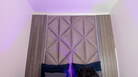 EVA DAEMON  online show from January 9, 2025, 11:36 am