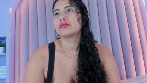 EVA DAEMON  online show from January 17, 2025, 11:38 am