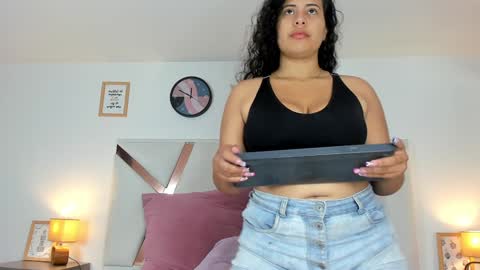 EVA DAEMON  online show from January 20, 2025, 11:35 am