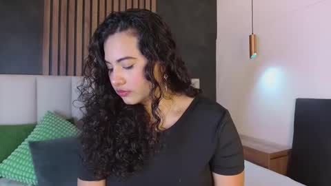 EVA DAEMON  online show from March 16, 2026, 11:47 am