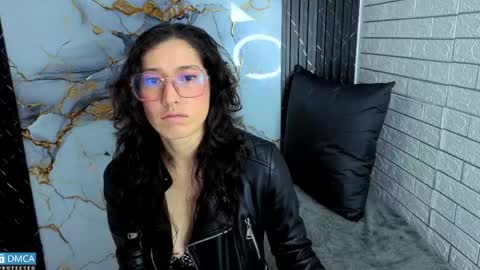 eva delight online show from March 31, 2026, 12:05 pm