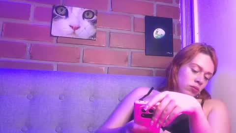 eva_dreams_1 online show from March 21, 2026, 7:57 am