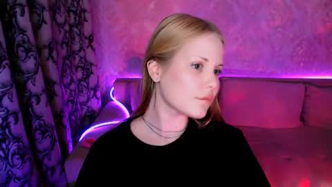 Snapshot of eva_ellis chatting on July 28, 2026, 9:14 pm Eva online show from July 28, 2026, 9:14 pm