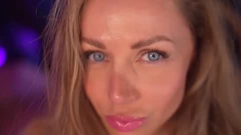 Eva online show from July 3, 2026, 8:04 pm