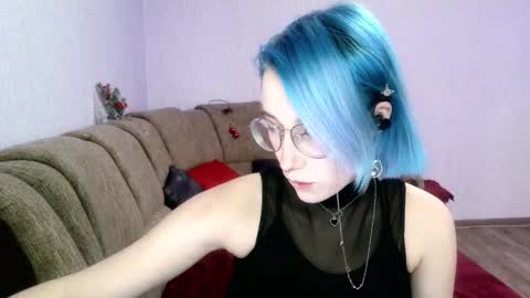 eva_forrest online show from December 11, 2024, 8:47 am