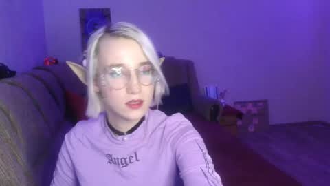 eva_forrest online show from January 31, 2025, 2:37 am