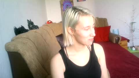 eva_forrest online show from February 11, 2025, 5:37 am
