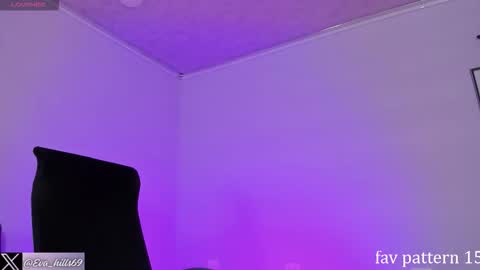 Eva  online show from October 19, 2025, 12:44 am