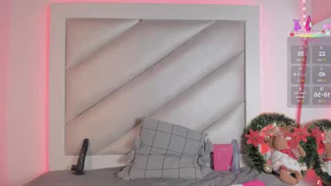 Snapshot of eva_js chatting on December 13, 2025, 9:42 pm eva_js online show from December 13, 2025, 9:42 pm