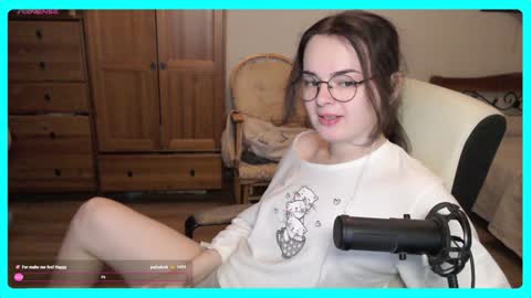 Snapshot of eva_katt chatting on January 15, 2025, 10:49 am Gamer Katt online show from January 15, 2025, 10:49 am