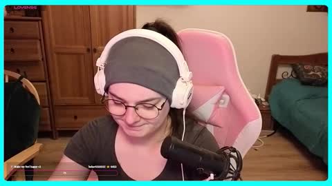 Snapshot of eva_katt chatting on September 29, 2025, 11:59 am Gamer Katt online show from September 29, 2025, 11:59 am