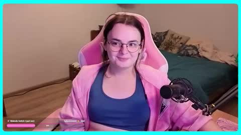 Snapshot of eva_katt chatting on October 27, 2025, 9:52 pm Gamer Katt online show from October 27, 2025, 9:52 pm