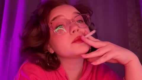 eva_kittenn online show from November 4, 2025, 6:40 pm