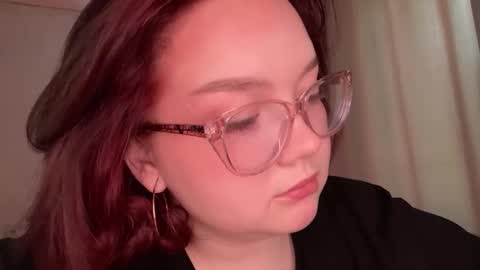 eva_kittenn online show from February 18, 2026, 6:31 am