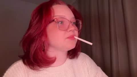 eva_kittenn online show from April 22, 2026, 5:36 pm