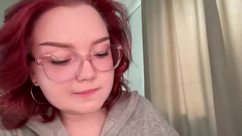 eva_kittenn online show from May 29, 2026, 12:14 pm