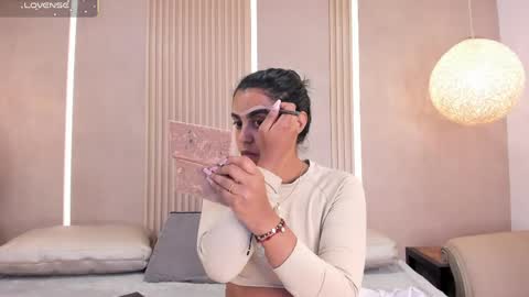 Eva online show from May 8, 2026, 11:37 am