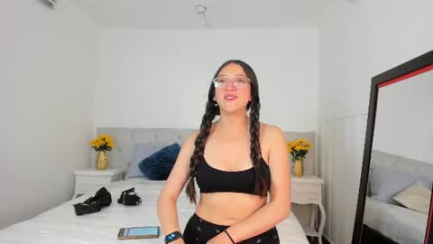Eva online show from June 22, 2026, 11:40 am