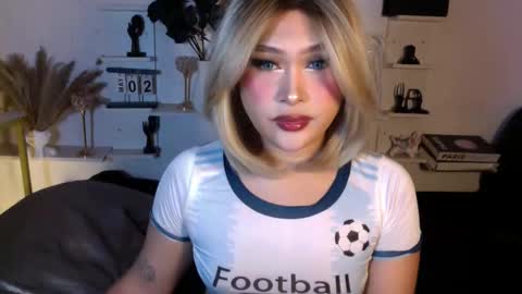 Snapshot of eva_mazikeen69 chatting on May 2, 2026, 10:04 pm Queen Eva Mazikeen online show from May 2, 2026, 10:04 pm