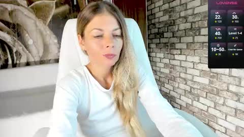 Snapshot of eva_melow chatting on September 16, 2025, 3:13 pm Eva online show from September 16, 2025, 3:13 pm