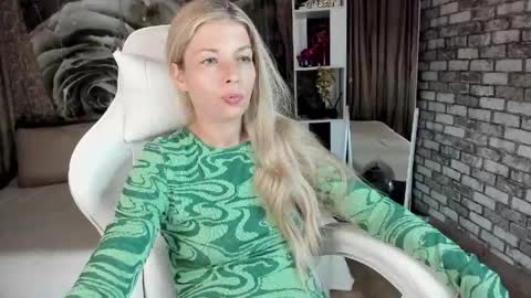 Eva online show from May 6, 2026, 5:18 pm