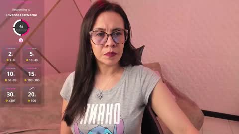 Eva  online show from October 1, 2025, 2:12 pm