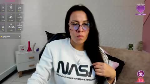 Eva  online show from March 6, 2026, 2:13 pm