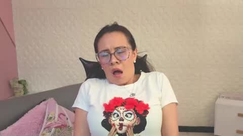 Snapshot of eva_mermaid chatting on June 4, 2026, 3:18 pm Eva online show from June 4, 2026, 3:18 pm