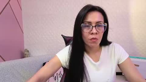 Snapshot of eva_mermaid chatting on June 22, 2026, 3:42 pm Eva online show from June 22, 2026, 3:42 pm