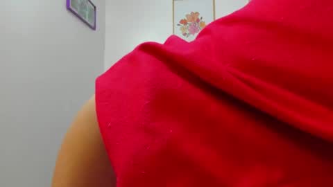 Eva y Mia online show from June 23, 2026, 11:41 am