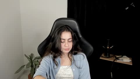 eva_monn online show from December 29, 2024, 1:02 am