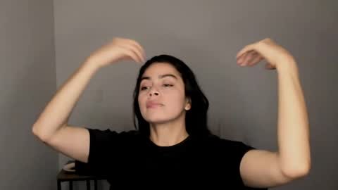 eva_monn online show from May 27, 2026, 1:24 am