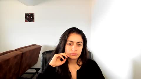 eva_monn online show from July 22, 2026, 3:48 pm