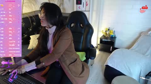 Eva Notty  online show from January 16, 2025, 1:04 pm