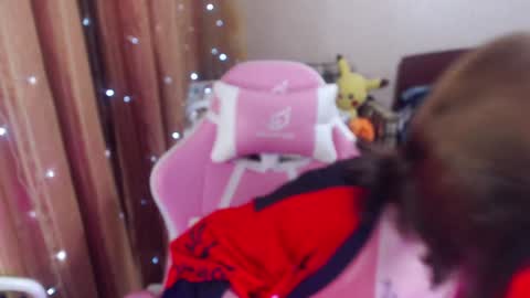 Eva online show from December 18, 2024, 10:46 pm