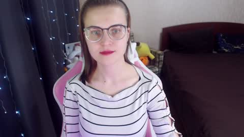 Eva online show from February 5, 2025, 12:49 pm